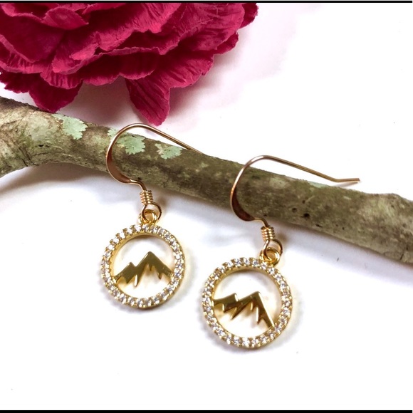 Mountain Earrings, Wanderlust, Nature, Minimalist - Picture 5 of 11